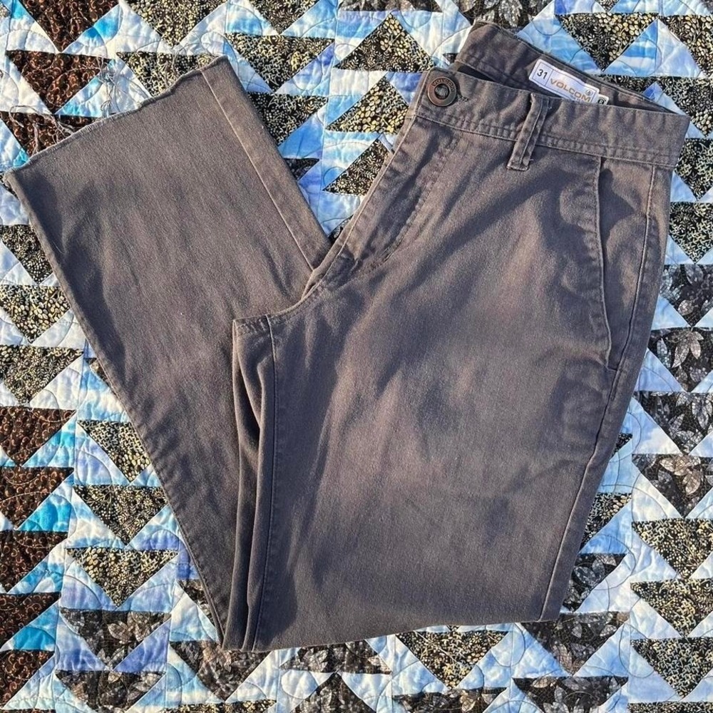 VOLCOM TRUE TO THIS CUTOFF SLACKS